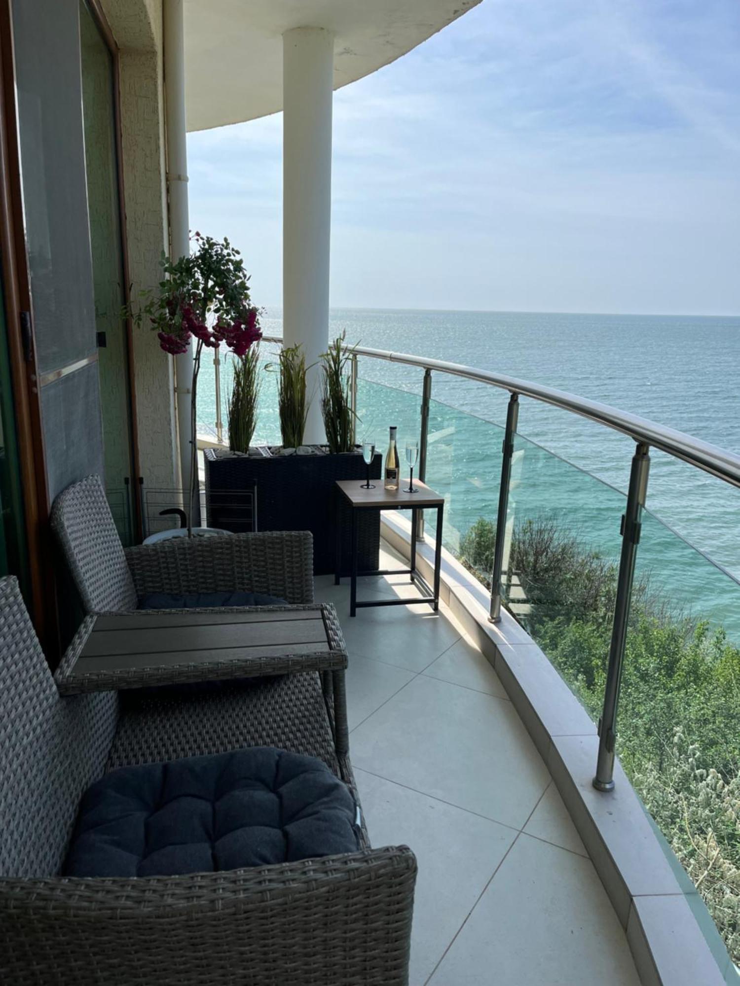 Golf Coast Boutique Studio With Sea View Topola Εξωτερικό φωτογραφία